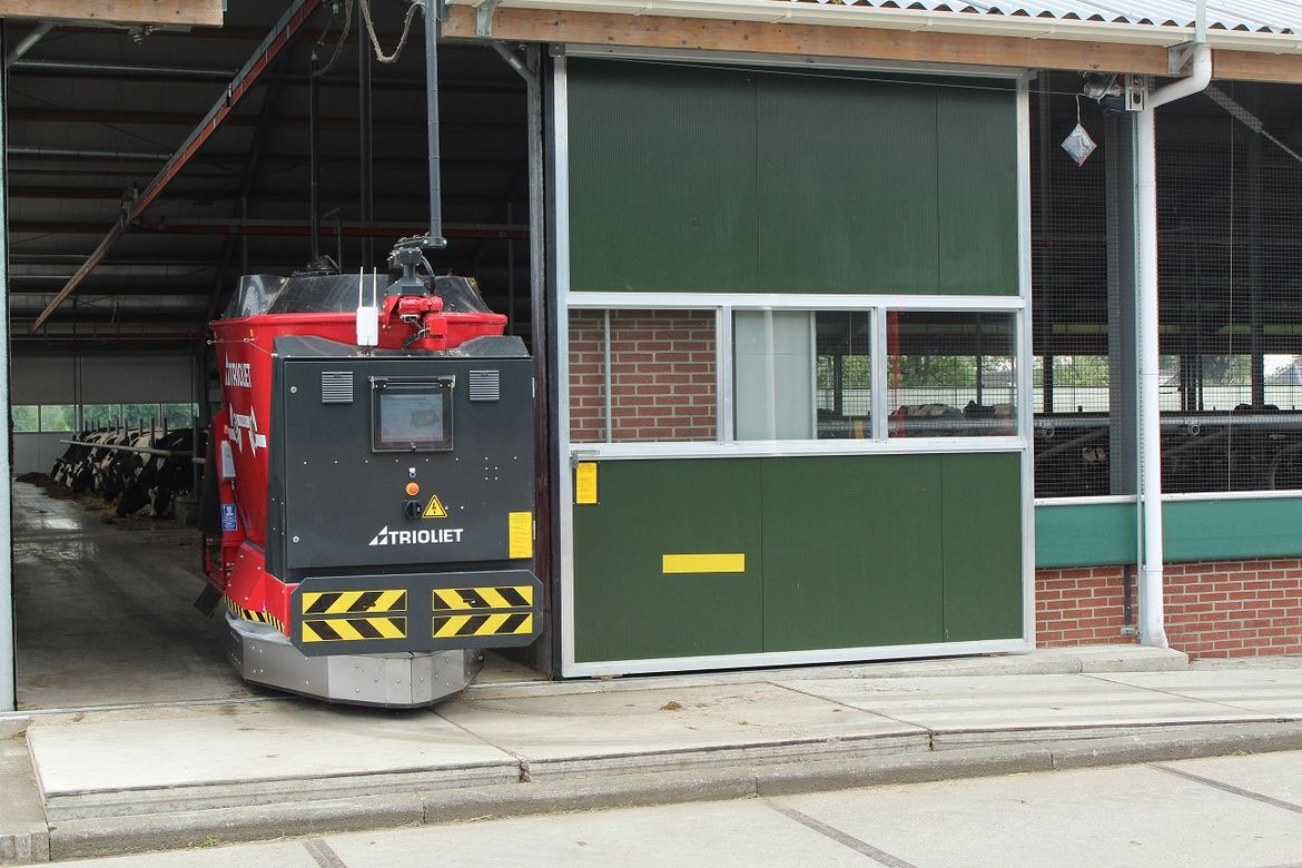 A-feed-kitchen-is-necessary-for-robotic-feeding